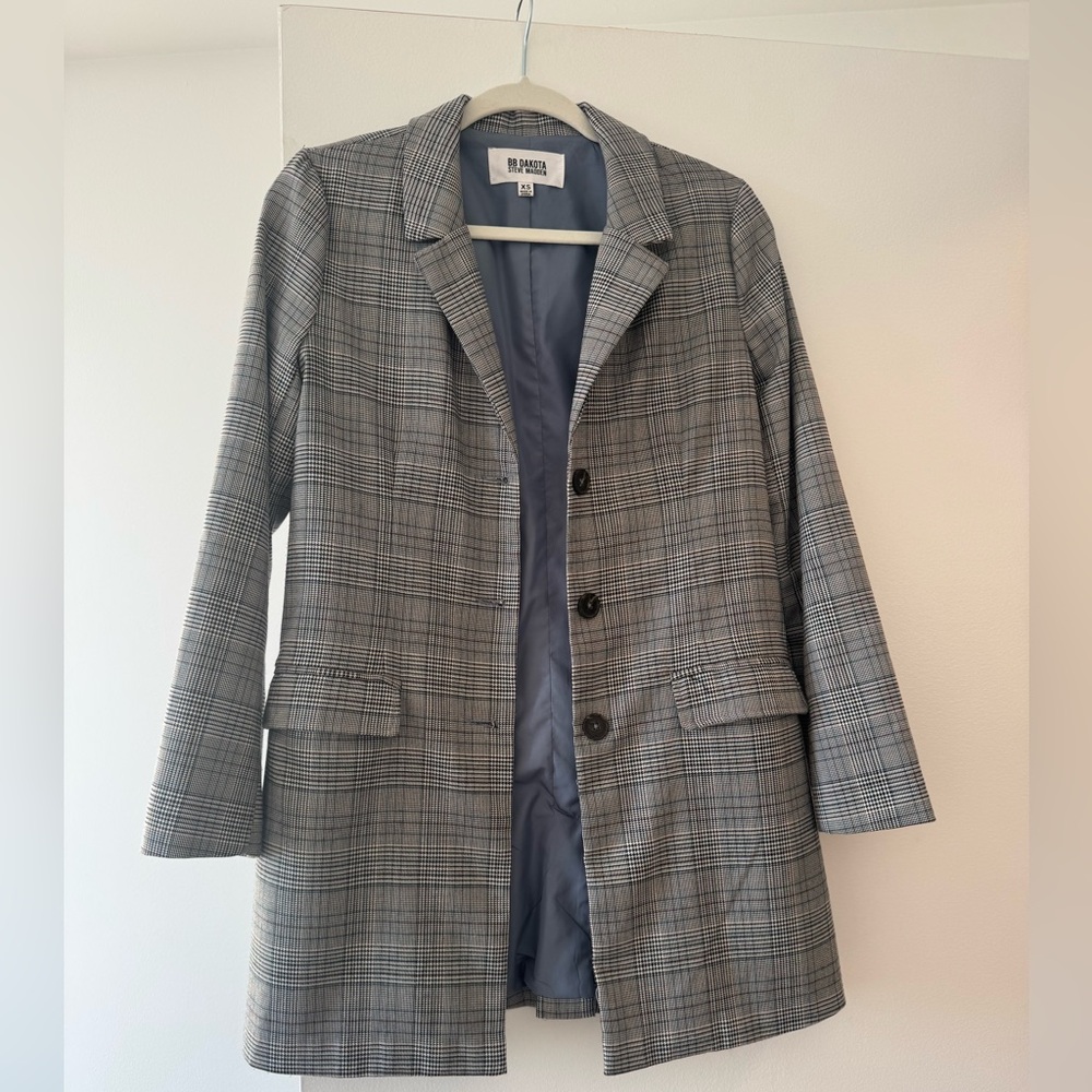 BB Dakota Black and White Checkered Blazer